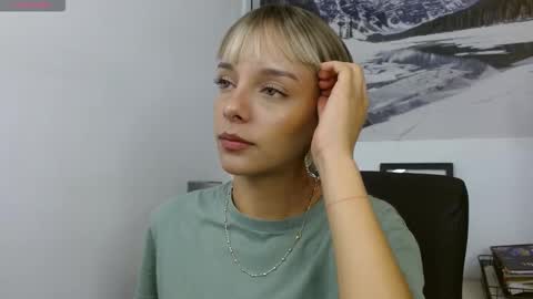 Peyton online show from November 20, 3:40 am