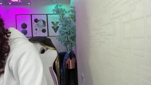 Theia  online show from March 16, 12:31 pm