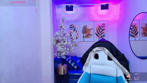 Theia  online show from October 20, 12:41 pm