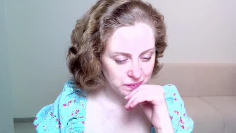 Ella online show from March 11, 6:30 pm