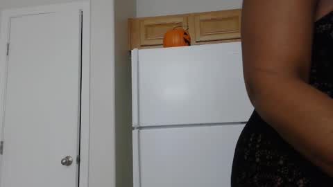 TheNaturalGoddess online show from December 5, 7:26 pm