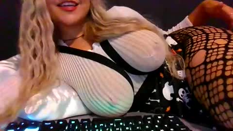 the peach princess  online show from September 9, 4:40 pm