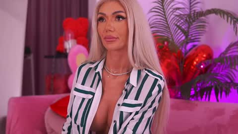 Deea  online show from February 23, 7:35 pm