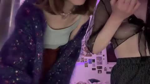 LISA                                            online show from December 25, 7:13 pm