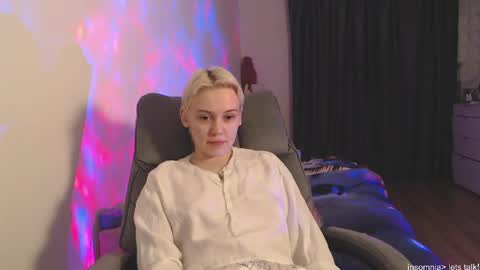 theysaidimcute online show from March 16, 11:08 pm