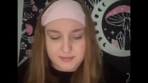 Ariel online show from February 7, 9:37 pm