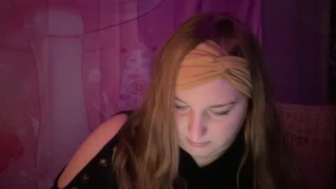 Ariel online show from March 5, 6:23 pm