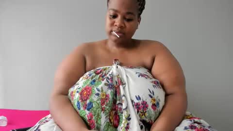 thickleeyanax online show from February 15, 11:17 am