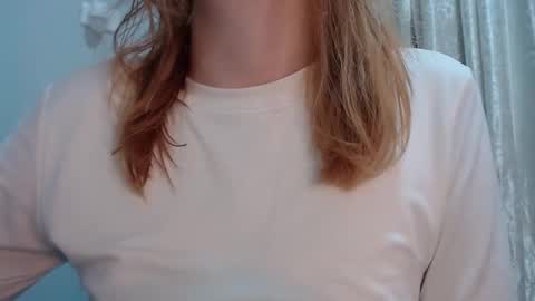 sara online show from March 10, 2:26 am