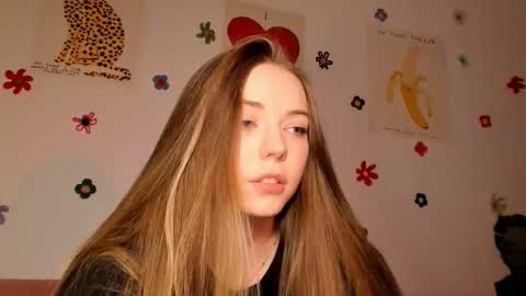 Amelia  shows on mondays fridays and sundays  if anything changes im giving updates on my fansly  online show from October 5, 4:34 pm