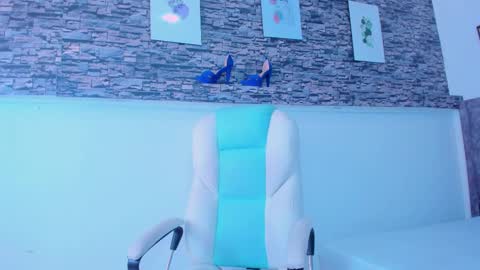 Tiana online show from February 22, 6:59 pm