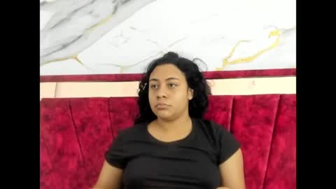 tiana_hots online show from May 15, 9:12 am