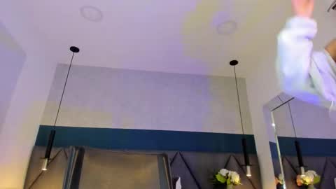 TIANA online show from January 8, 10:03 pm