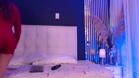 LIA online show from April 14, 3:56 pm