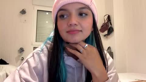 Tiana Le online show from February 12, 12:23 am