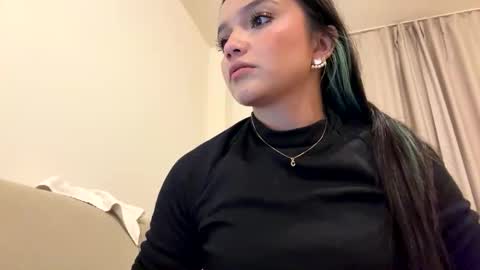 Tiana Le online show from March 2, 7:20 pm