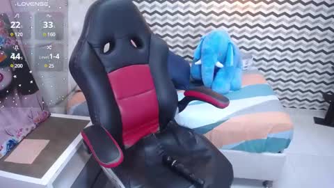 tianapiket online show from March 5, 7:39 pm