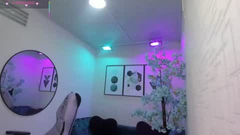 Tiara  online show from July 1, 3:28 am