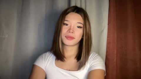 Ms. Tiara online show from March 18, 9:20 pm