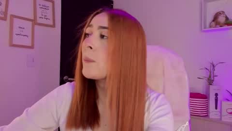 Tiarha online show from November 12, 4:54 am