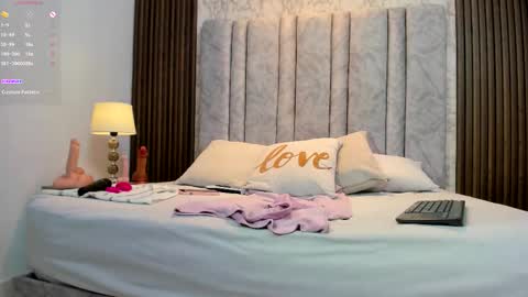 Tiff3 online show from October 15, 8:55 pm