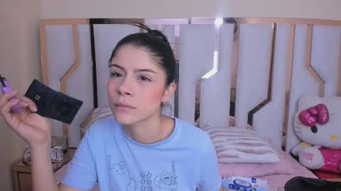    online show from November 4, 7:52 pm