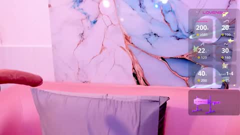 Tiffany online show from November 6, 8:15 pm