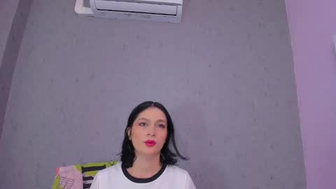 tiffany_mendez online show from October 6, 12:11 pm