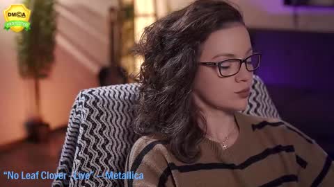 tiffanyriox online show from October 20, 11:52 pm