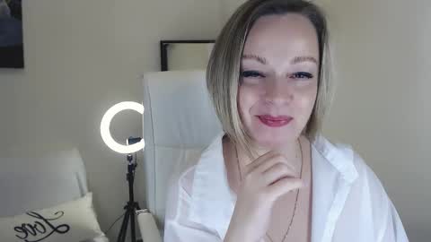 Tilly online show from March 2, 8:46 pm