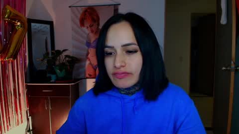 I AM BELLA  ----------- follow my  IG  TINNS 69 online show from October 4, 1:00 am