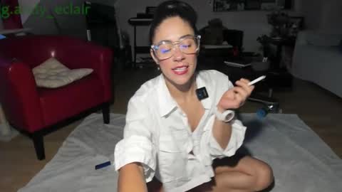 Tiny online show from September 24, 5:06 am