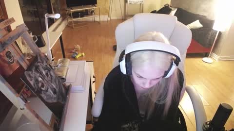 stage Kylie Sinner  brand CLITBAIT online show from February 26, 4:41 am