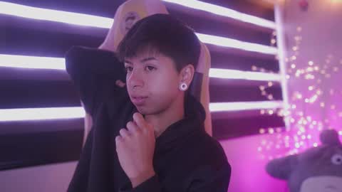 Blue  online show from March 7, 12:56 pm