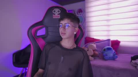 Blue  online show from March 11, 2:18 pm