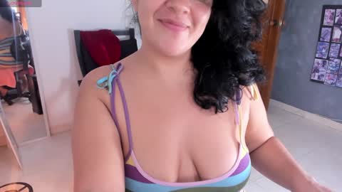 lady blue online show from February 3, 10:36 am