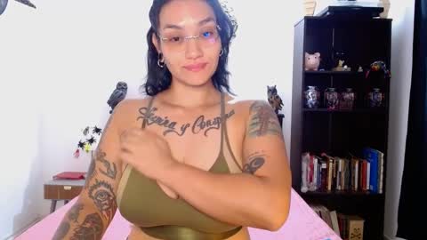 toothyy online show from March 10, 10:02 pm