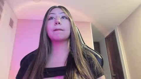 Victoria Gomez online show from March 11, 3:55 am