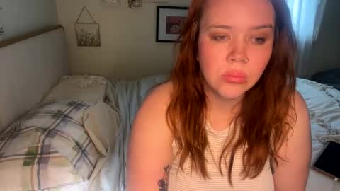 Tori  online show from December 9, 5:52 pm