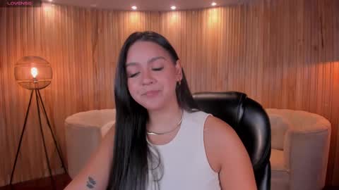 Tori Cross online show from February 11, 3:51 pm