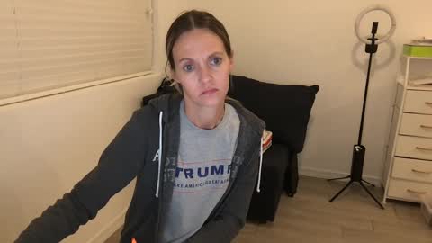 Tori Ryann online show from February 7, 7:07 am