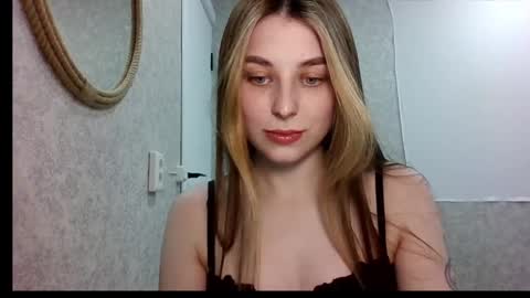 touch_and_run online show from April 14, 6:30 pm