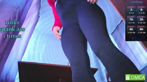   online show from September 26, 9:51 am