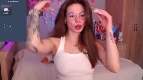 toxkiss online show from March 11, 6:52 am