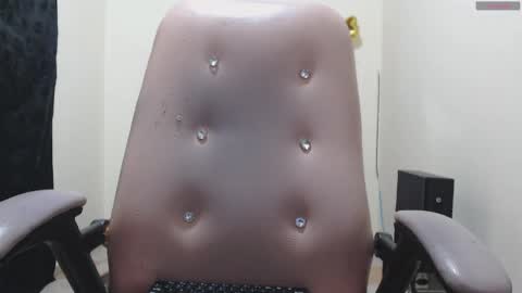 toxca69 online show from April 19, 6:02 am