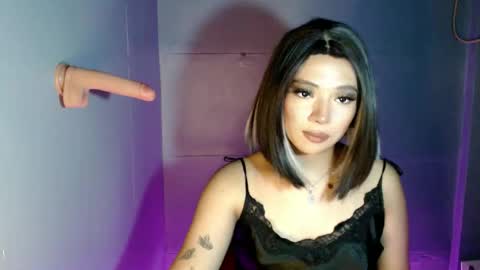 trexie_fucks15 online show from September 24, 10:09 pm