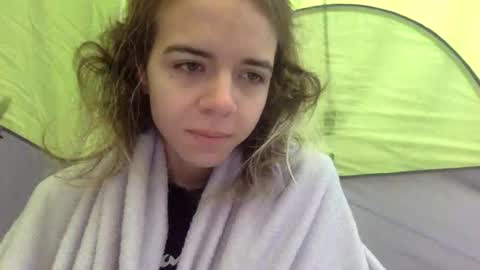 trippybb222 online show from October 9, 1:26 pm