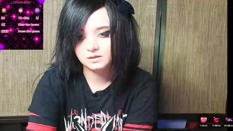 trixiedoescamcam online show from February 4, 10:13 pm