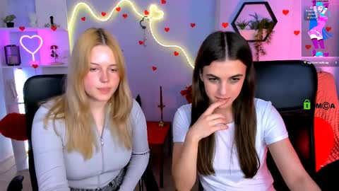 Trixy online show from April 7, 2:08 pm