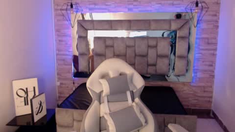   online show from February 22, 1:44 pm